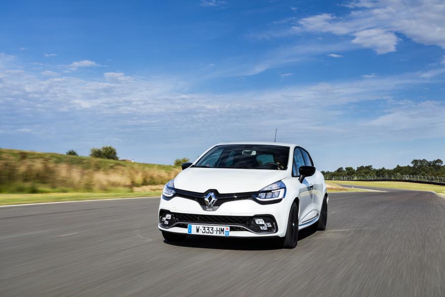  Renault Clio R.S. 220 Trophy 2016 года  (фото 21 из 25)